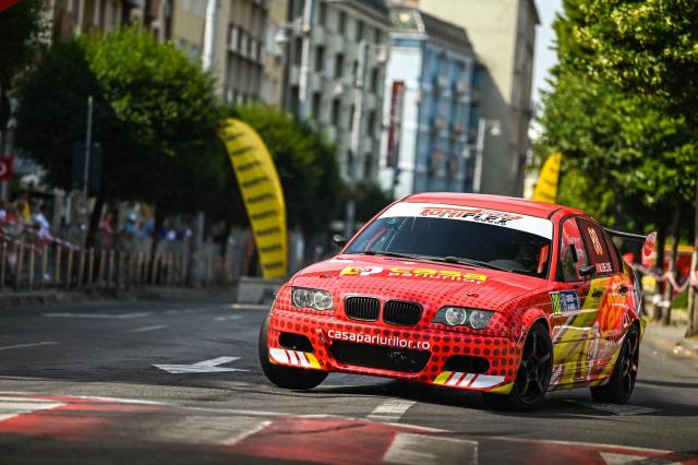 BMW E46 330i