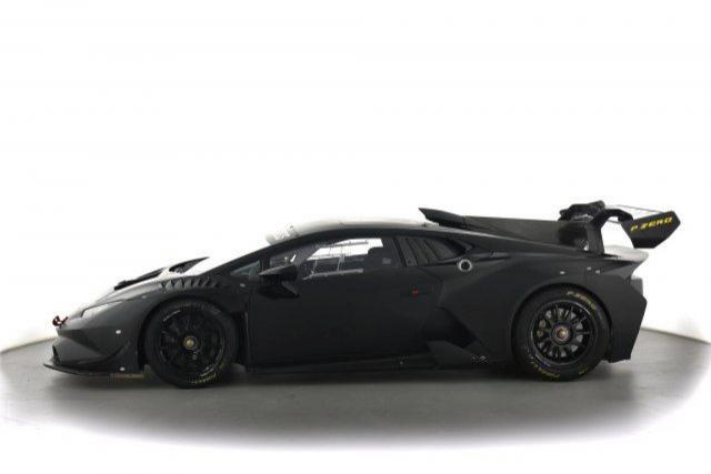 Lamborghini Huracan Super Trofeo EVO - Image 2