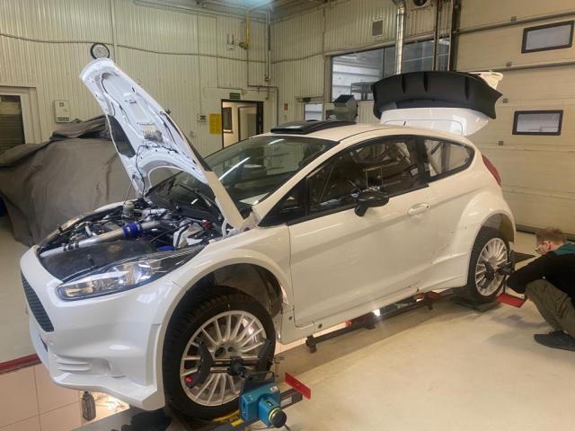 Ford Fiesta Proto - Slika 1