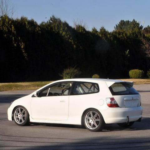 Honda Civic EP3 Type-R - Image 2