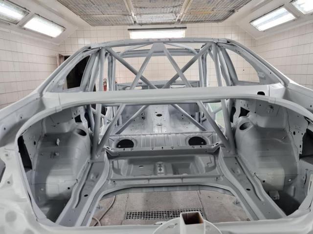 BMW M3 E92 Body with FIA rollcage New! - Image 2