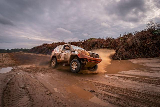 Toyota KDJ 155 Rally Raid - T2 Homologation FIA