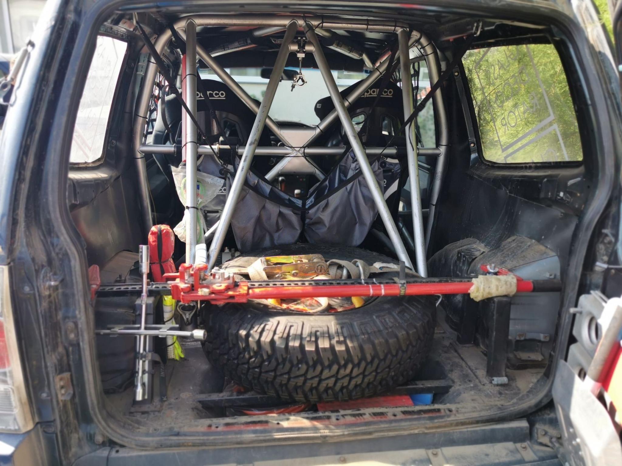 Mitsubishi Pajero 3.2d S2  8x Ohlins - 6