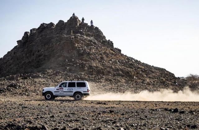 Toyota HDJ 80 Dakar Classic - Image 10
