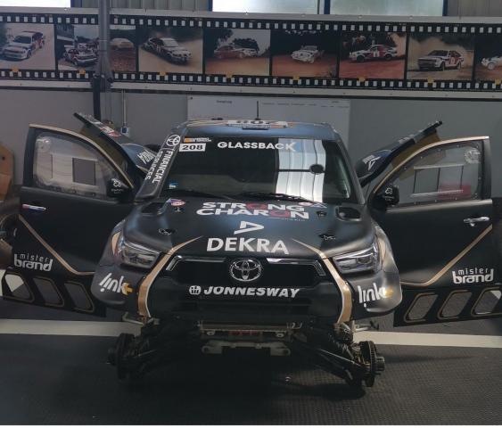 Toyota Hilux Overdrive - Image 2