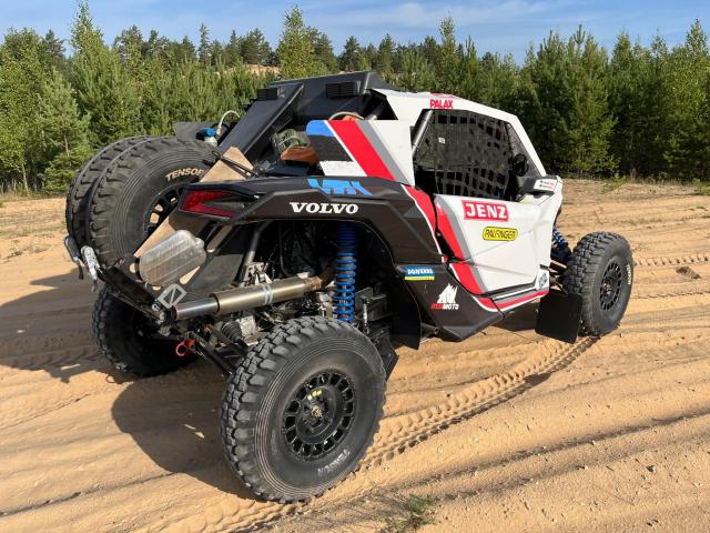 South Racing Can-Am Maverick X3 - 2022 - Image 3