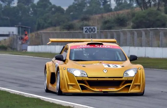 Renault Megane Trophy V6