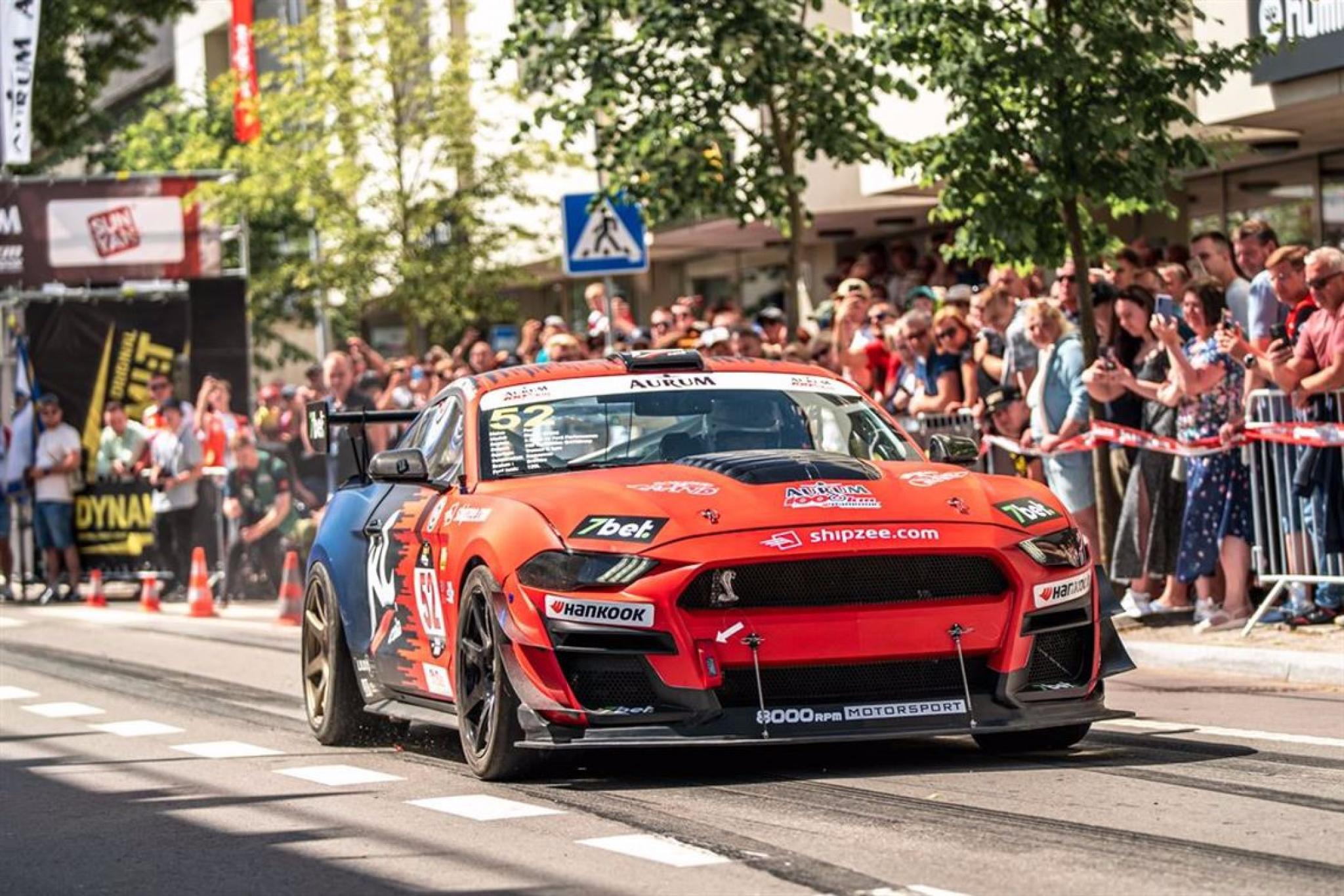 Ford Shelby GT350 - 3