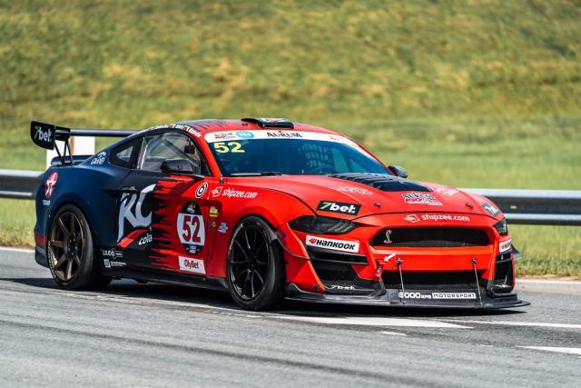 Ford Shelby GT350 - Image 4