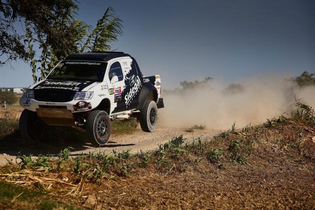 Toyota Hilux Overdrive T1 FIA - Image 6