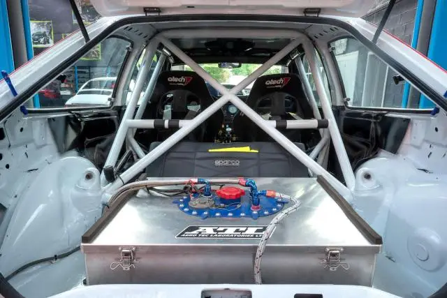 Ford Escort RS Cosworth "Look Martini" - Photo 10