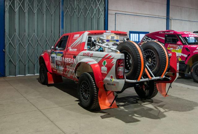 Nissan Motorsport Navara Dakar 2003 Ex Kenjiro Shinozuka - Image 6