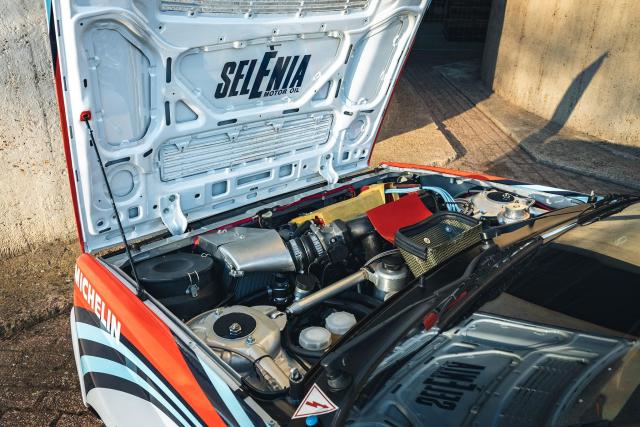 Lancia Delta HF Integrale 16V full Group A 1990 spec - Image 4