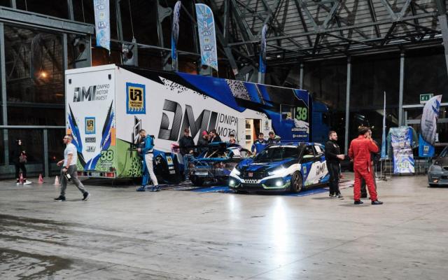 Race trailer - Image 2