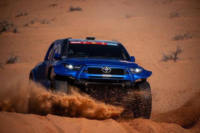 Toyota Hilux T1+ - Image 2