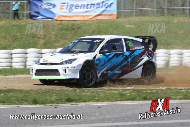 Ford Focus Supercar