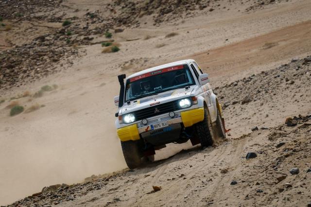 Mitsubishi Pajero V20 3500 V6 Ex-Dakar - Image 9