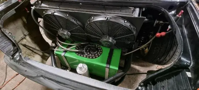 BMW 300 series Coupe - Imagens 4