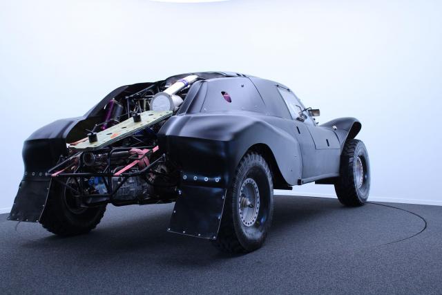 Fast & Speed 4.4 V8 Buggy 2WD Reiger hydro jacks - Image 3