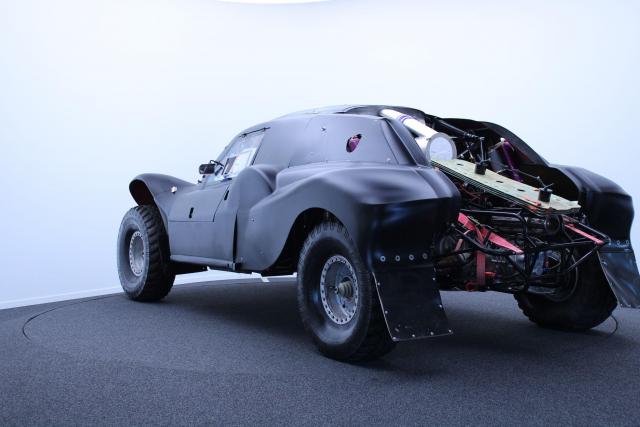 Fast & Speed 4.4 V8 Buggy 2WD Reiger hydro jacks - Image 10