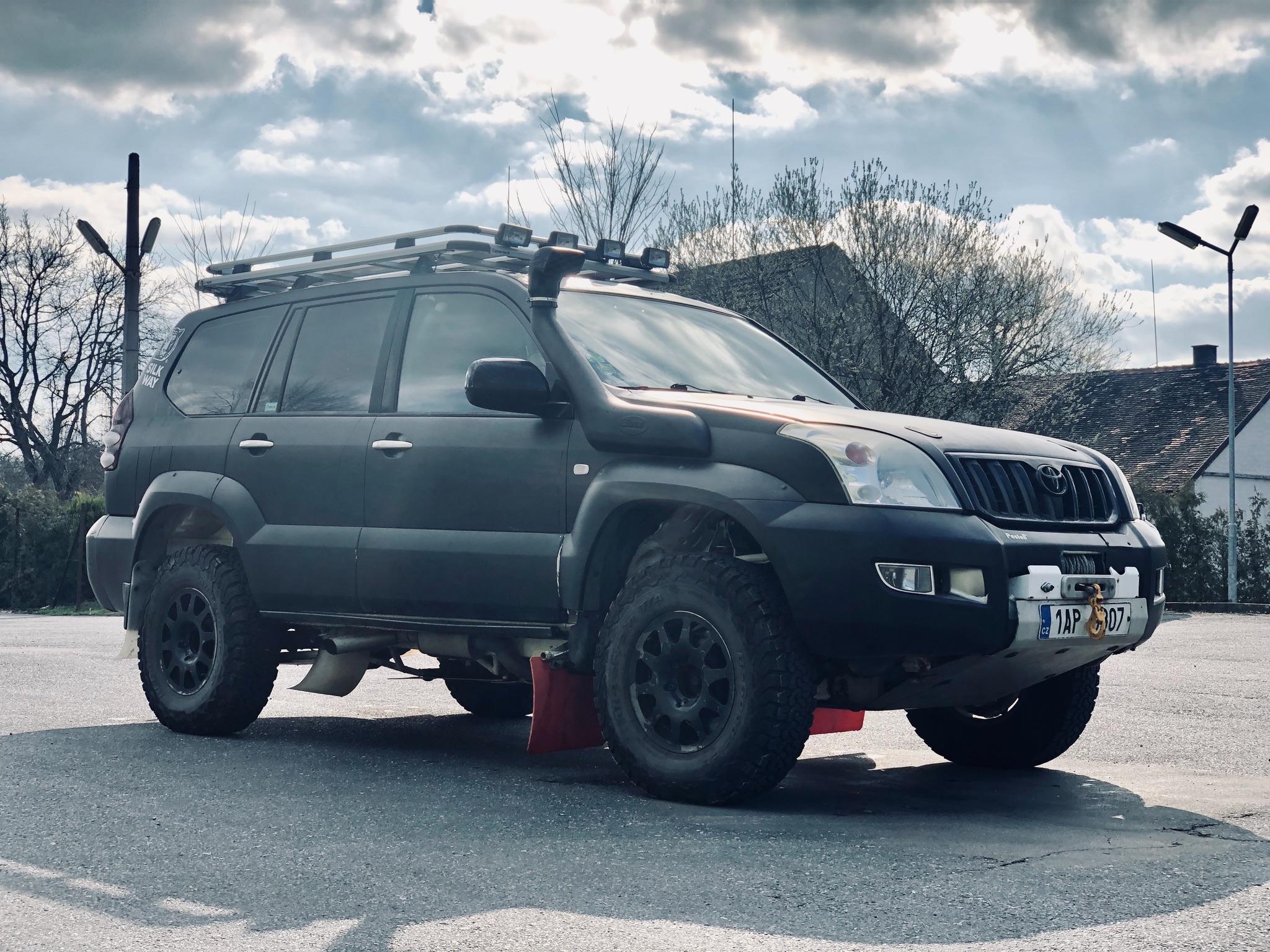 CLASSIC Toyota Prado - 1