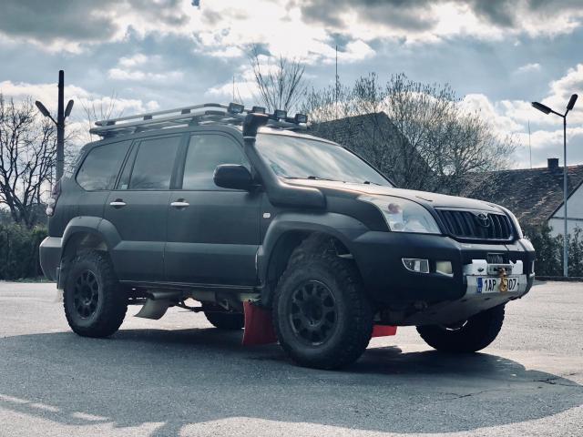 CLASSIC Toyota Prado
