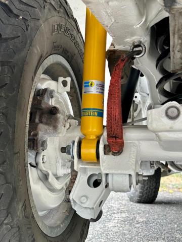 CLASSIC Toyota Land Cruiser 120 - Image 7