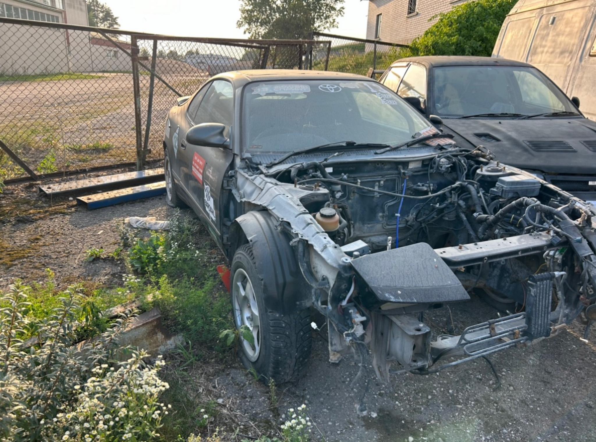 Toyota Celica GT4 - 5