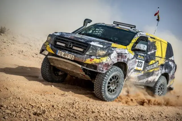 Toyota Land Cruiser 200 - T2