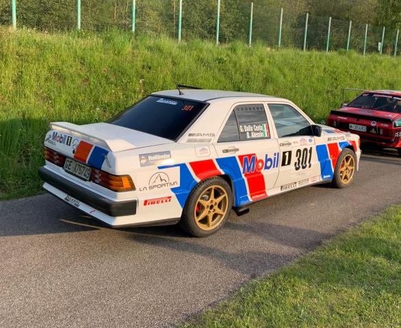 Mercedes 190e 2.3-16v - Image 2