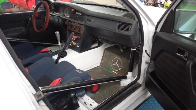 Mercedes 190e 2.3-16v - Image 5