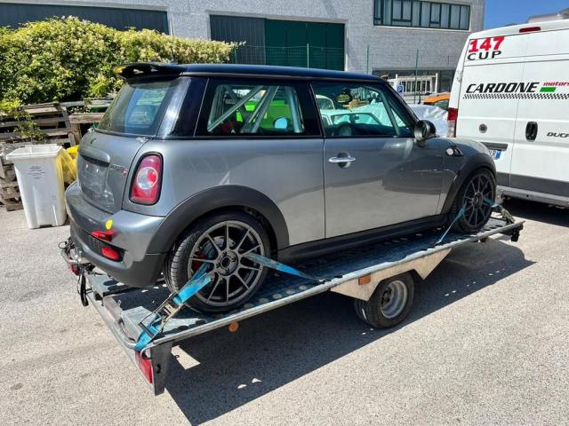 MINI COOPER S Racing Start - Image 2
