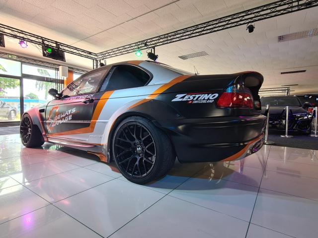Unikátní driftovací vůz BMW - ručně postavený profesionálními driftery ve Švýcarsku (E46 | LS3) - Image 2