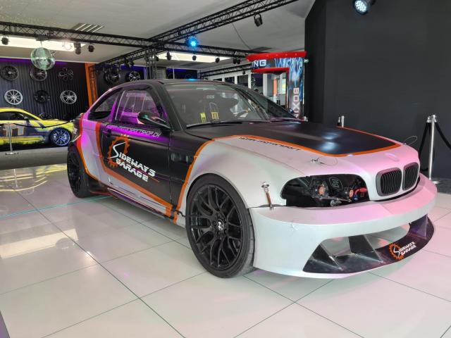 Unikátní driftovací vůz BMW - ručně postavený profesionálními driftery ve Švýcarsku (E46 | LS3) - Image 3
