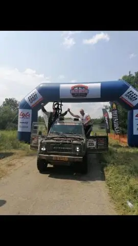 Classic Mitsubishi Pajero 3.5 V6 - Imagens 8