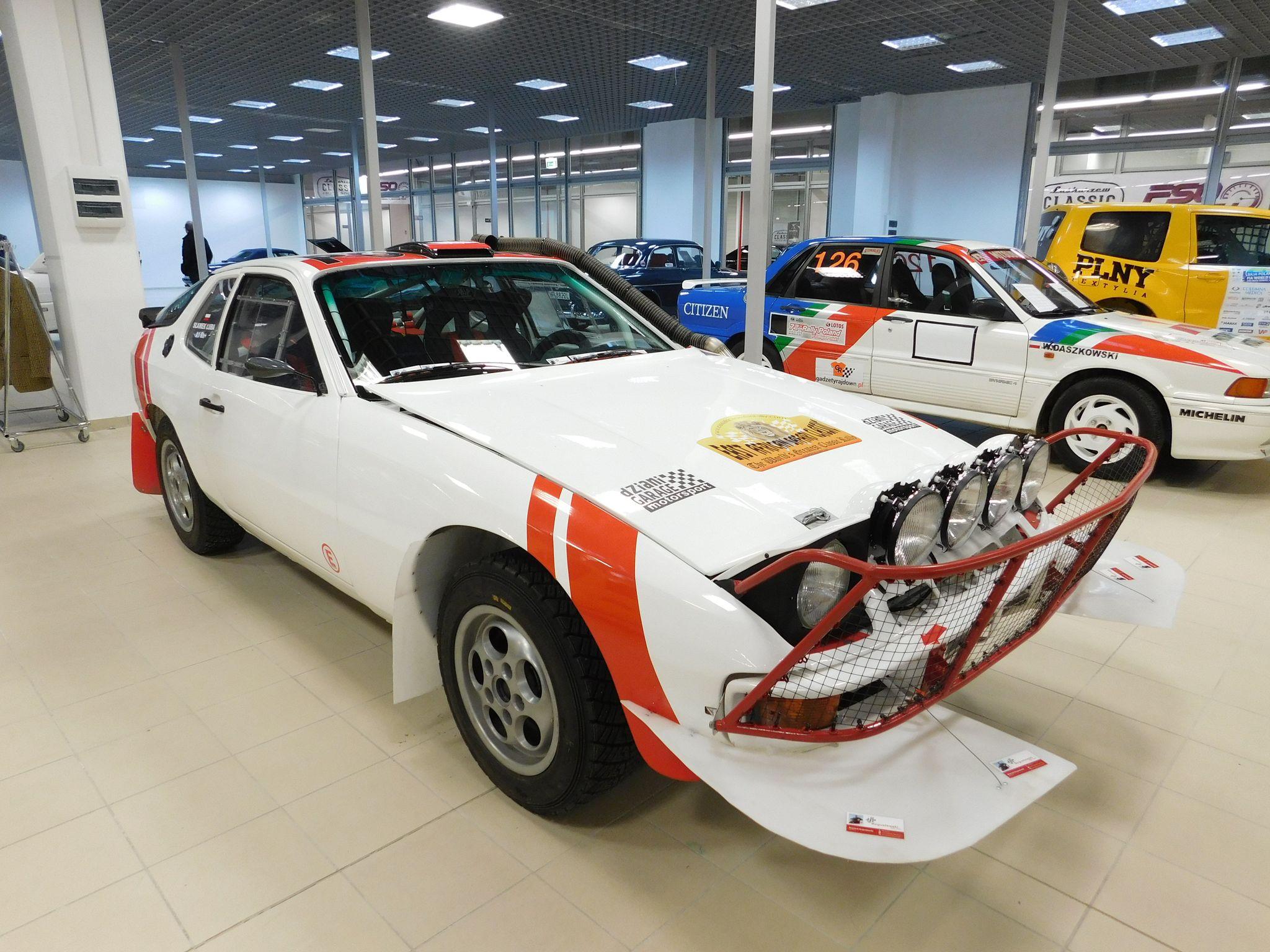 1979 Porsche 924 Safari Specification - 4