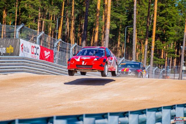 Honda Civic Super 1600 rallycross - Image 5