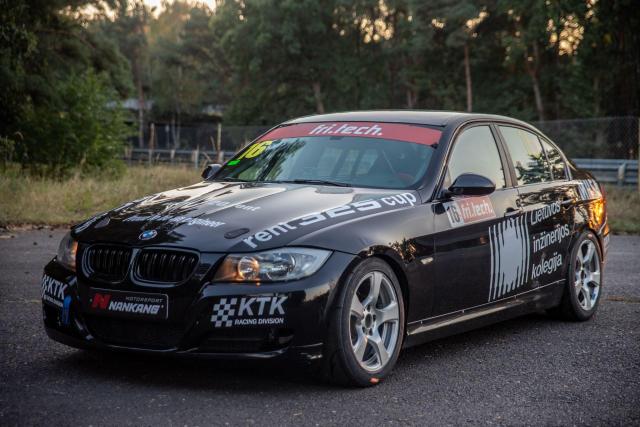 BMW 325 cup car - Image 3