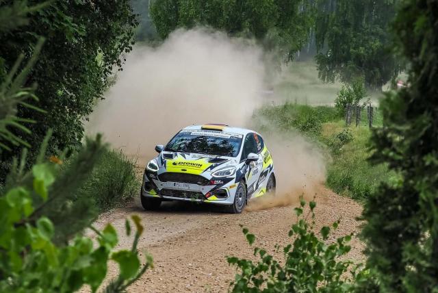 Ford Fiesta Rally4 à louer / école de rallye