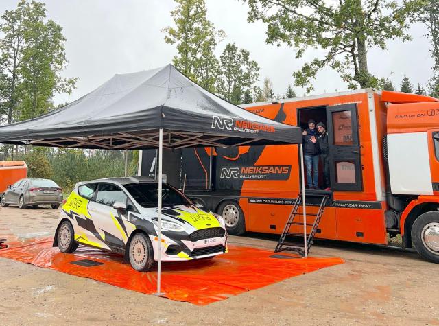 Ford Fiesta Rally4 à louer / école de rallye - Image 2