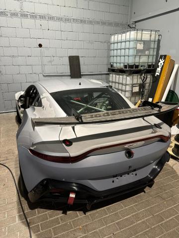Aston Martin Vantage AMR GT4 - Image 3