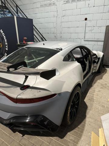 Aston Martin Vantage AMR GT4 - Image 4