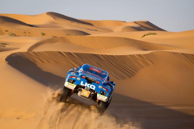 Century CR6 rally raid car, FIA / Dakar Spec, by Tim and Tom Coronel - Image 6
