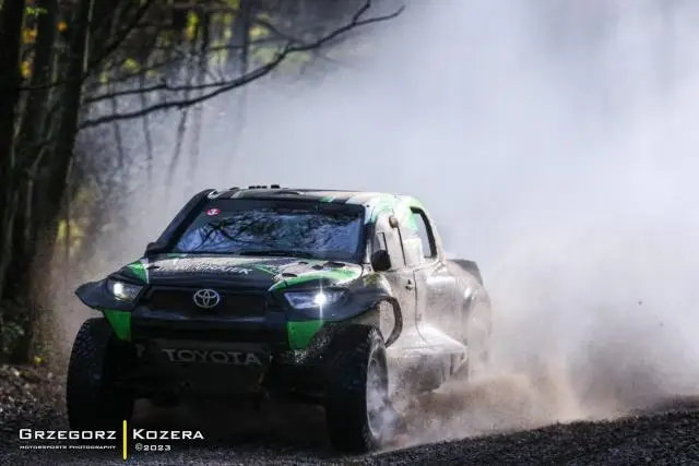 Toyota Hilux T1+ OVERDRIVE - Imagens 5