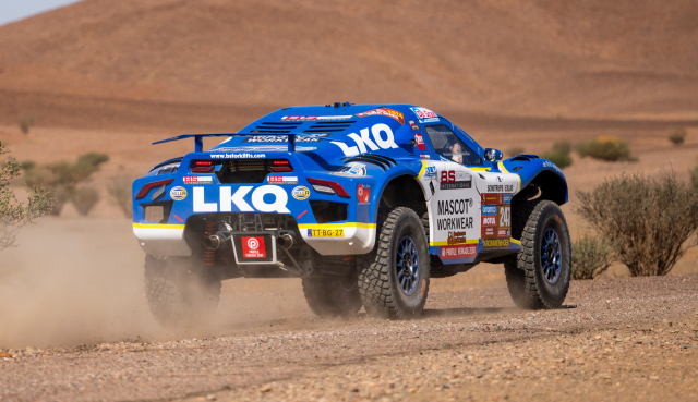 Century CR6 rally raid car, as new, FIA/Dakar Spec, by Michel Kremer (Coronel Dakar Team) - Image 2