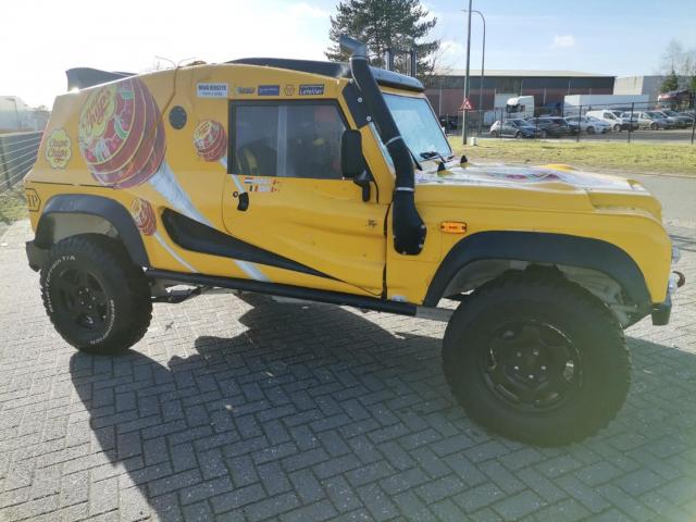 2006 Bowler Wildcat 4.0 V8 + paquet de pièces - Image 2