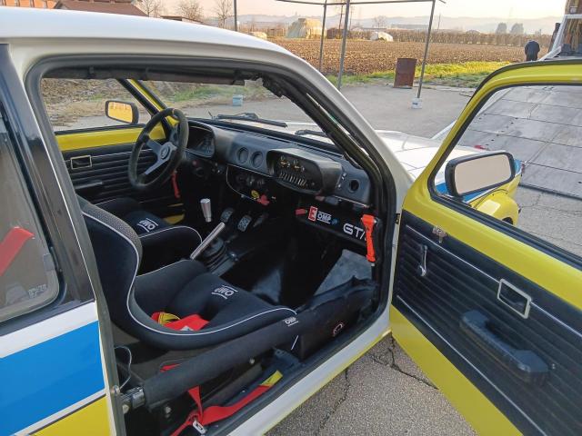 Opel Kadett GTE 1.9 Group 2 - Image 4