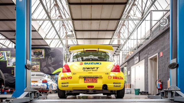Suzuki Swift Super 1600 - Slika 2