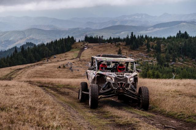 Can-Am Maverick X3 T4 FIA zur Miete - Image 7