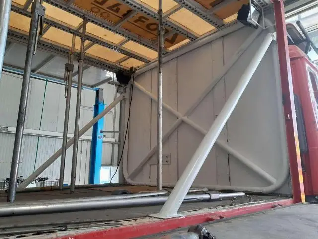 Dakar Classic - Mercedes SK/AK 1735 (4x4) + remolque (opcional) - Foto 6